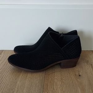 lucky brand black perforated bootie shoes 8.5 NWOB